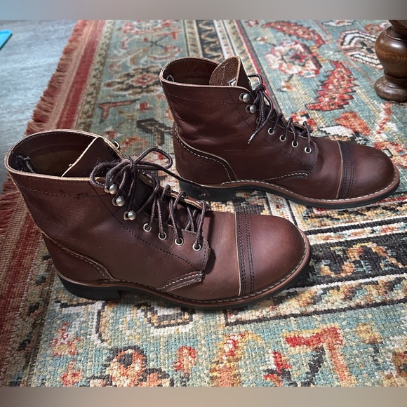 Women’s Red Wing Heritage Iron Rangers. Size 6. - Picture 2 of 5
